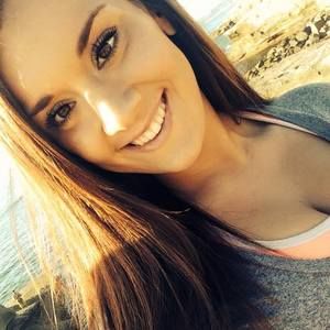 Meet your Posher, Elle